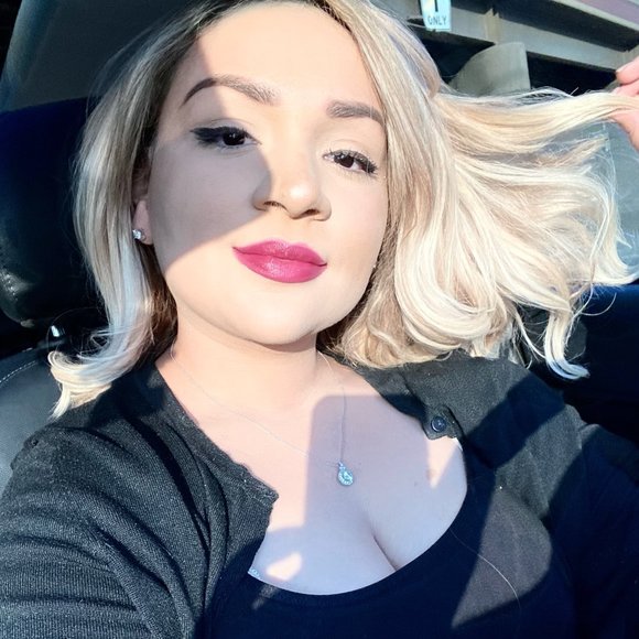 Meet your Posher, Diana - Picture 1 of 1